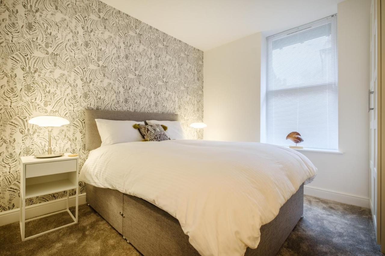 Flat 2, The Old Antiques Warehouse - Free Off-Site Health Club Access With Pool, Sauna, Steam Room & Gym Bowness-on-Windermere Kültér fotó